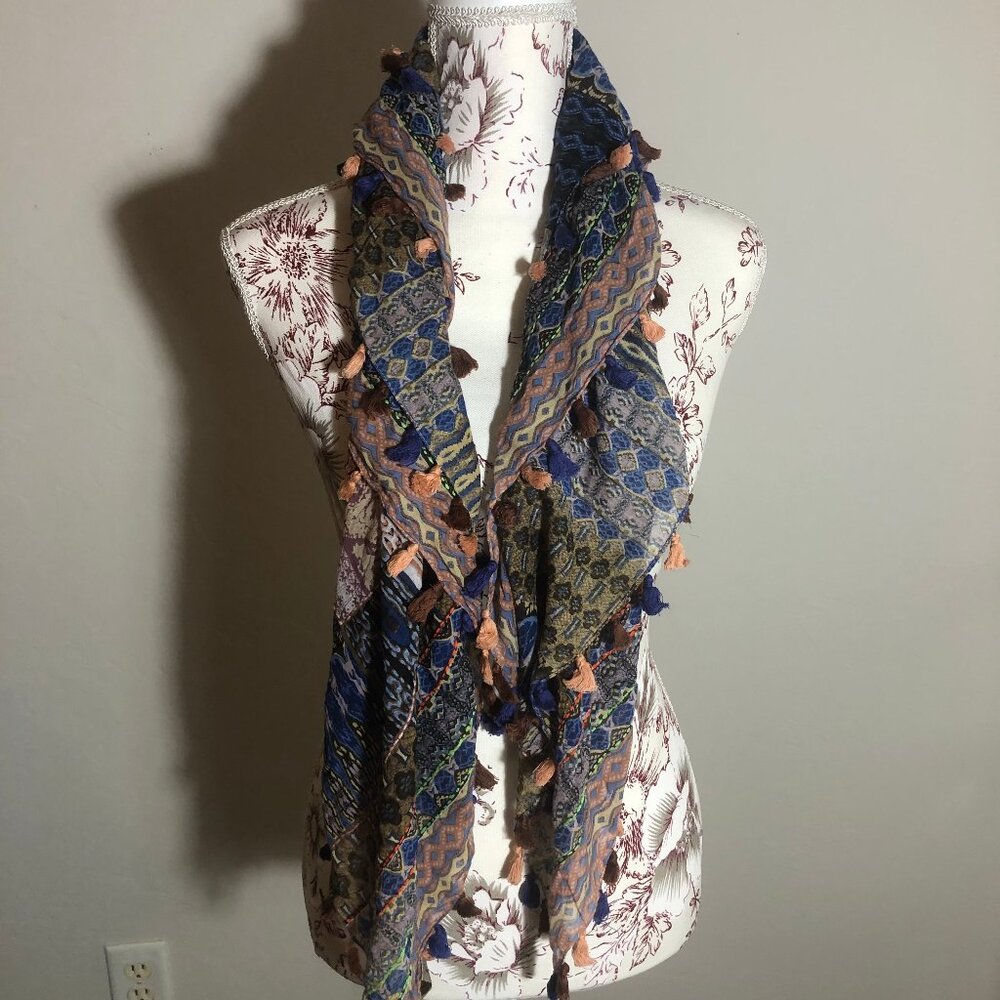 Free spirited Earthy , Organic, Bohemian relaxed scarf - Picture 6 of 8